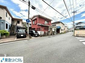 神奈川県横浜市港北区新吉田東１丁目