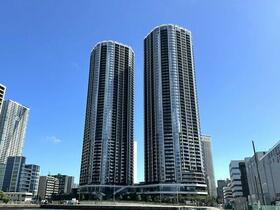 ＴＨＥ　ＴＯＹＯＭＩ　ＴＯＷＥＲ　ＭＡＲＩＮＥ＆ＳＫＹ