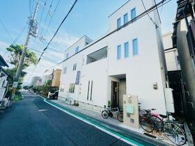 大阪府大阪狭山市山本東