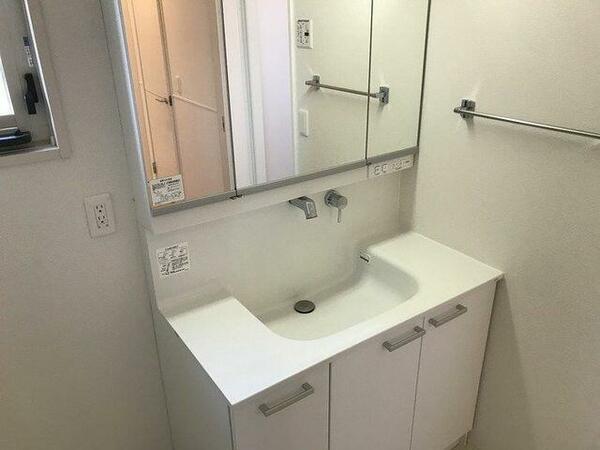 detached 東京都世田谷区大蔵５丁目

地図を見る