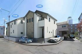 東京都三鷹市新川５丁目