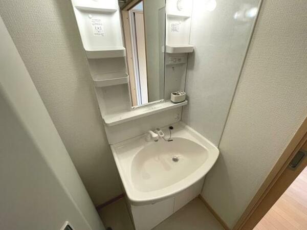 detached 北海道北広島市共栄町５丁目

地図を見る