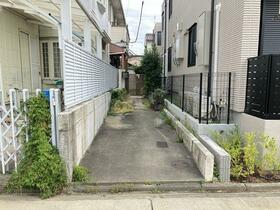 愛知県名古屋市中川区小本１丁目