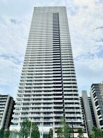 ＨＡＲＵＭＩ　ＦＬＡＧ　ＰＡＲＫ　ＶＩＬＬＡＧＥ　Ｔ棟