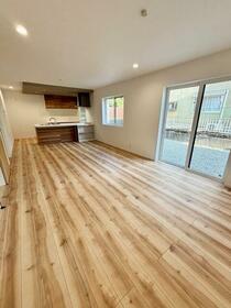 兵庫県三田市つつじが丘南１丁目