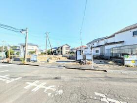 神奈川県川崎市麻生区虹ケ丘１丁目