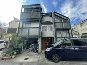 東京都新宿区西落合4丁目