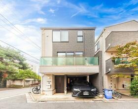 東京都世田谷区太子堂５丁目