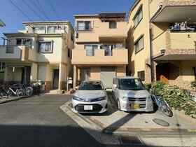 神奈川県横浜市港北区新吉田東８丁目