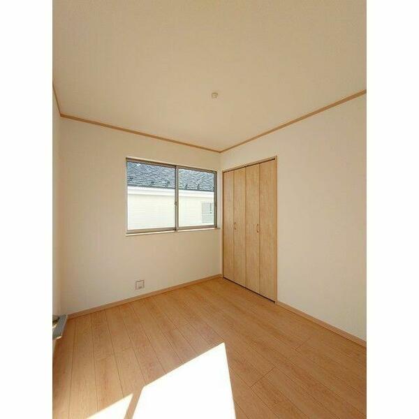 detached 東京都西東京市北原町２丁目

地図を見る