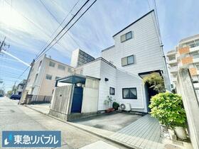 愛知県名古屋市瑞穂区佐渡町１丁目