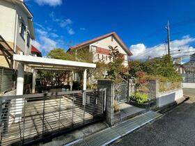 兵庫県三田市富士が丘１丁目