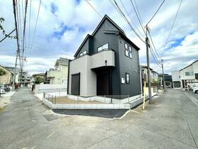 東京都狛江市中和泉１丁目