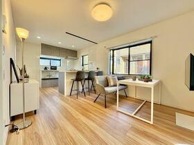 神奈川県横浜市港北区新吉田東１丁目