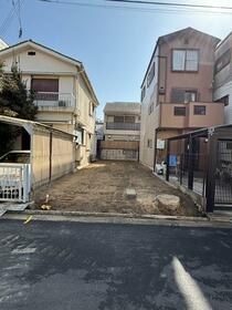 大阪府堺市堺区中田出井町３丁