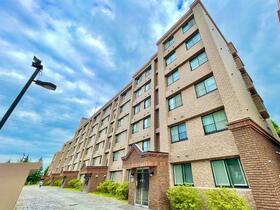 平岡フォレストタウンファミールハイツ１４番館