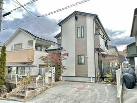 兵庫県三田市下深田