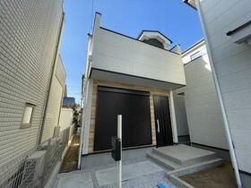 埼玉県坂戸市千代田３丁目