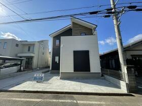 埼玉県坂戸市千代田３丁目