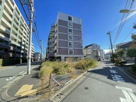 東京都大田区千鳥３丁目