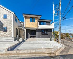 神奈川県横浜市港北区岸根町