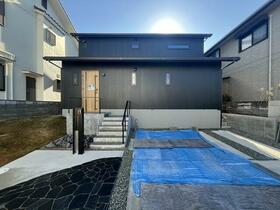 兵庫県川西市大和西３丁目