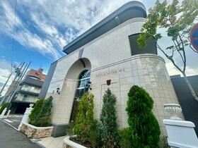 グランファーレ宮の森コートハウス四季の杜