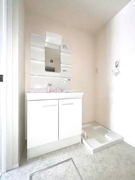 apartment 福島県双葉郡楢葉町大字北田字中満
北田の賃貸情報を見る
物件地図