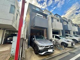 東京都世田谷区上北沢４丁目