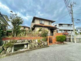 兵庫県三田市武庫が丘８丁目