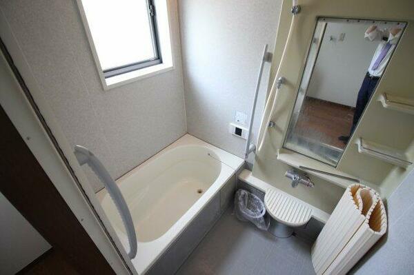 サンハイムＢ 101｜神奈川県横浜市都筑区南山田３丁目(賃貸テラスハウス3SLDK・--・80.00㎡)の写真 その5