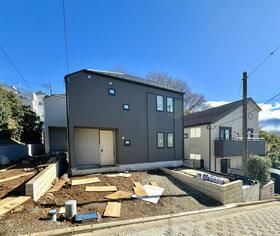 神奈川県横浜市港北区新吉田東１丁目