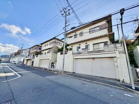 兵庫県神戸市垂水区青山台１丁目