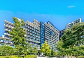 スカイティアラウエスト