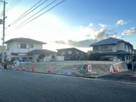 兵庫県川辺郡猪名川町松尾台３丁目