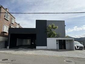 福岡県福岡市東区香住ヶ丘６丁目