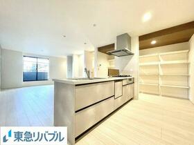 神奈川県横浜市港北区日吉本町３丁目