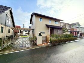 宮城県仙台市泉区紫山１丁目