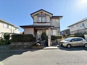 神奈川県横浜市金沢区富岡西１丁目