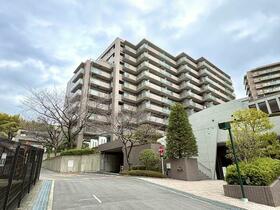 北千里グランドパークスクエア