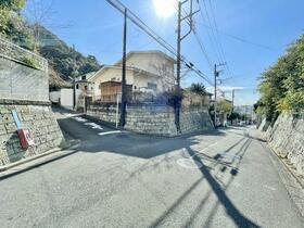 神奈川県逗子市小坪７丁目