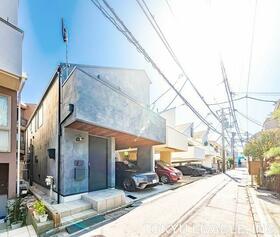 東京都世田谷区上馬１丁目