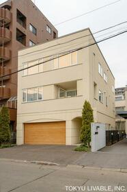 北海道札幌市中央区南二条西２３丁目