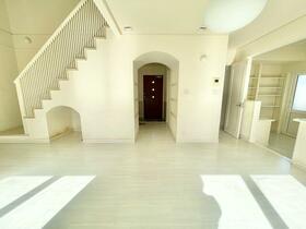 宮城県仙台市泉区紫山５丁目