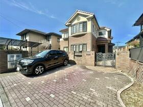 神奈川県横浜市都筑区荏田東１丁目