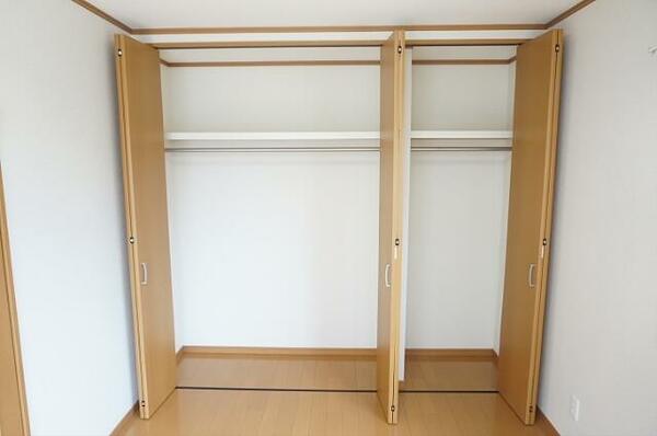 detached 東京都三鷹市新川４丁目

地図を見る