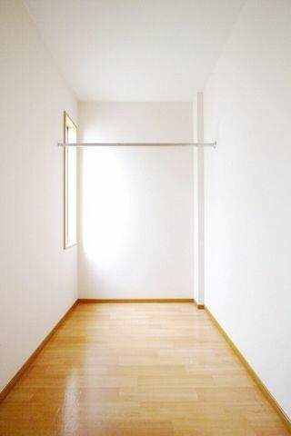 detached 東京都東久留米市柳窪２丁目

地図を見る