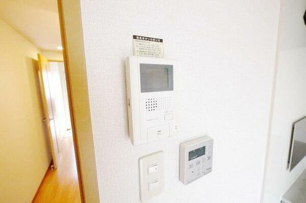 detached 東京都東久留米市柳窪２丁目

地図を見る