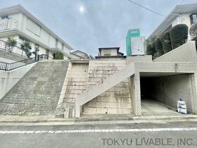 神奈川県横浜市青葉区柿の木台