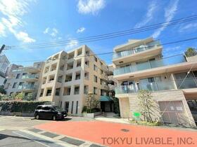 バースシティ久地